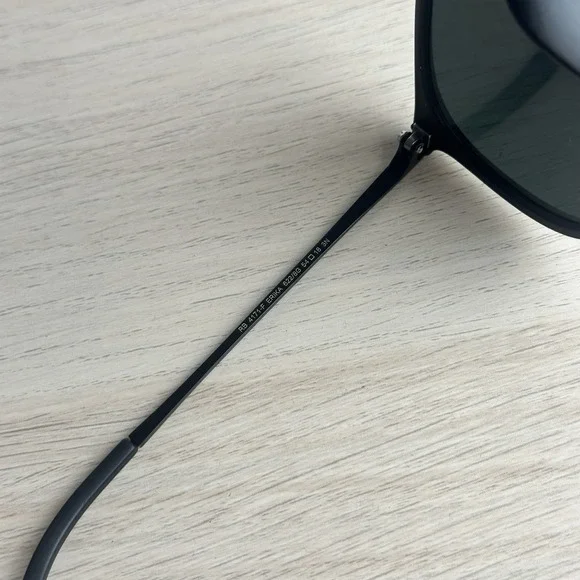 RAY-BAN RB 4171-F ERIKA  BLACK  FRAME BLACK LENSE 54mm - Picture 3 of 4